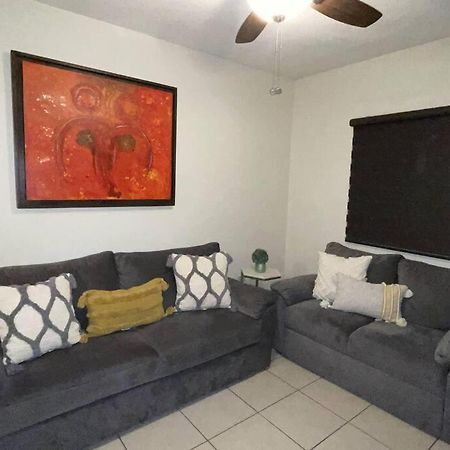 Casa Eliseos, A 5 Minutos De La Linea Fronteriza Villa Nogales  Bagian luar foto