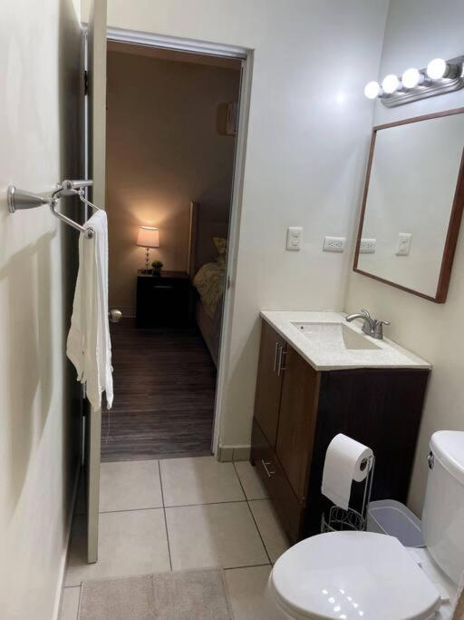 Casa Eliseos, A 5 Minutos De La Linea Fronteriza Villa Nogales  Bagian luar foto